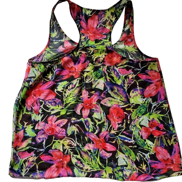 Show Me Your MuMu Floral Tank Size L - Picture 2 of 6